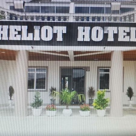 Heliot Hotel คามากวน ภายนอก รูปภาพ